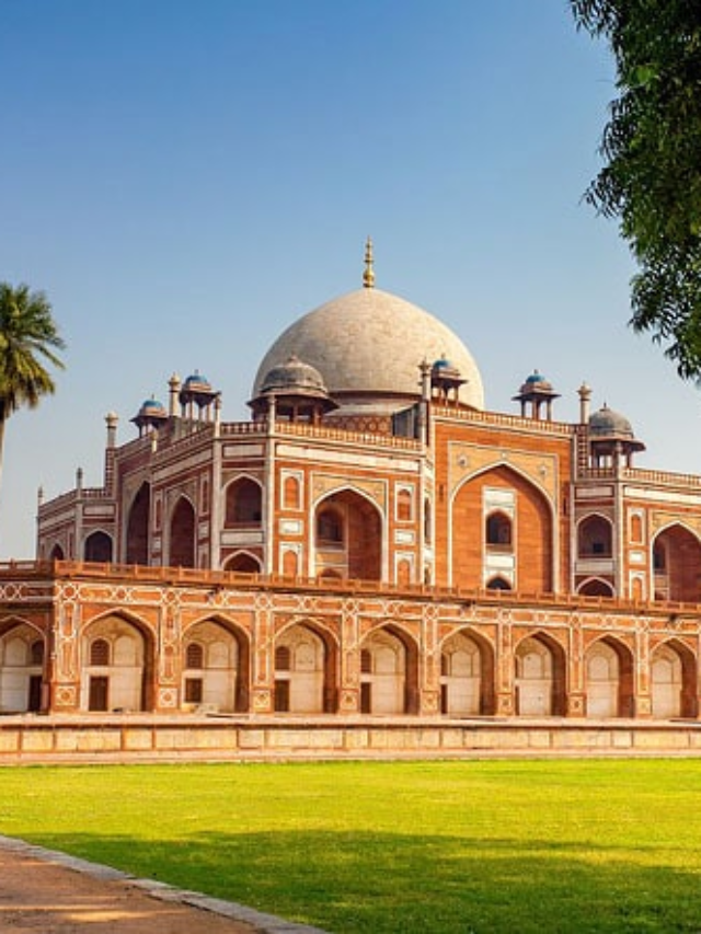 10 Must visit Place in Delhi